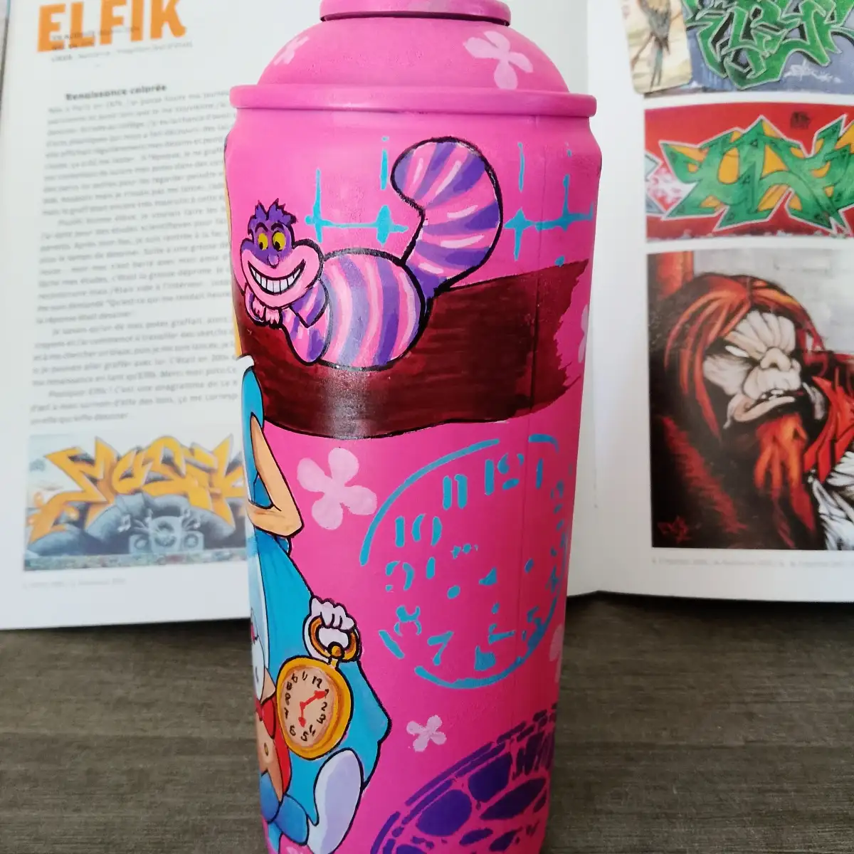 MAD CAN Urban Sculpture - Alice in Wonderland - Exemplaire unique