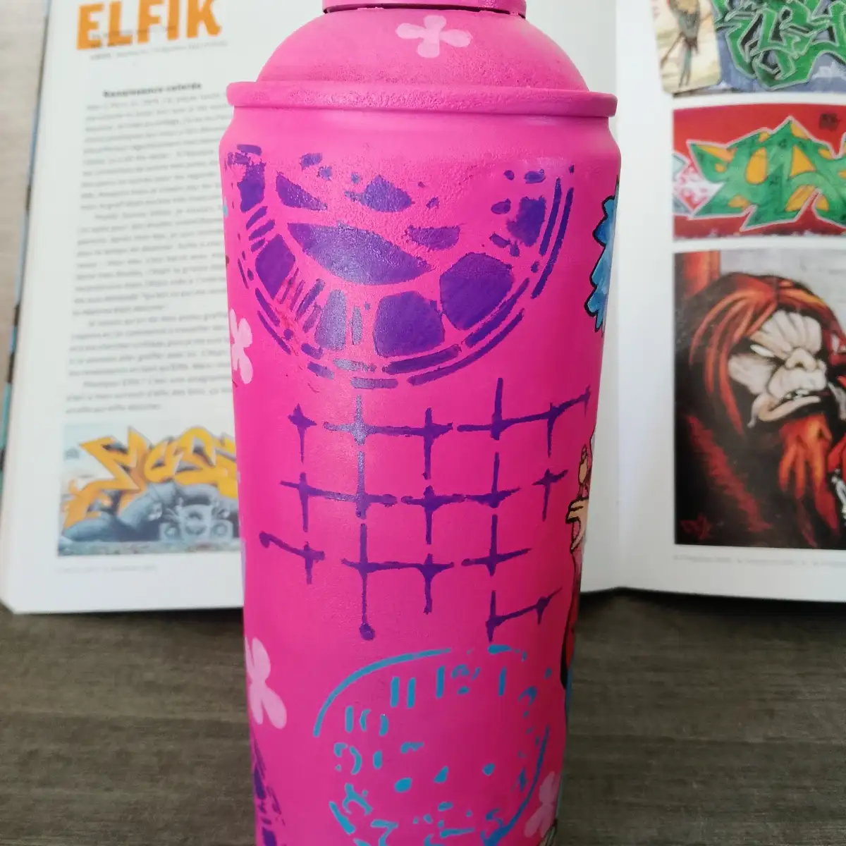 MAD CAN Urban Sculpture - Alice in Wonderland - Exemplaire unique
